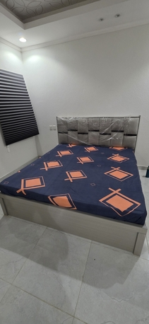 Riyadh, Furniture, SAR 200,  King Size Mattress 180x200 Cm And Office Chair