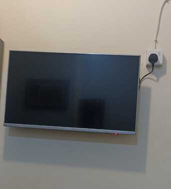 Al Aziziyah, Household Items, Final Exit Sale