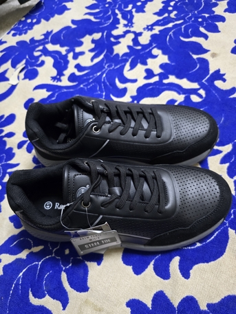 Umm Al Hamam, Tools, SAR 1,  Silicon Gun, Rubber Hammer & Safety Shoes