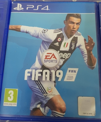 Riffa, Video Games, BHD 90,  PlayStation 4 Gaming Bundle For Sale!