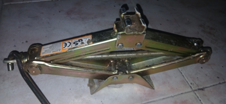 Dammam, Auto Parts, SAR 20,  Car Jeck