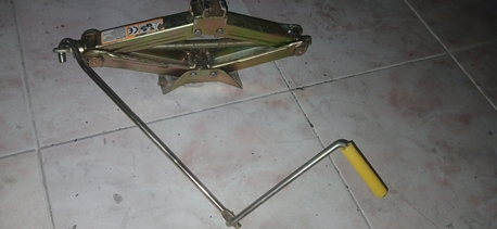Dammam, Auto Parts, SAR 20,  Car Jeck