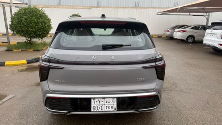 Riyadh, Vehicles, Cars & Trucks , Sar 90000,  Honghi Hs3,  2024,  Automatic,  27000 KM,  SAR 90000, Hongqi Hs3 45TD Turbo Charged Fully Loaded, , AWD , With Pa