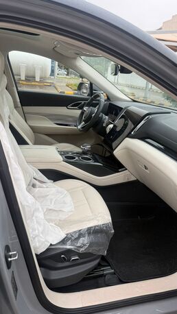 Riyadh, Vehicles, Cars & Trucks , Sar 90000,  Honghi Hs3,  2024,  Automatic,  27000 KM,  SAR 90000, Hongqi Hs3 45TD Turbo Charged Fully Loaded, , AWD , With Pa