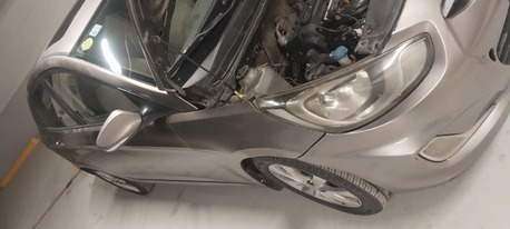 Riyadh, Vehicles, Cars & Trucks , SAR 14500,  Hyundai Accent,  2012,  Automatic,  583000 KM,  Full Option With Sunroof