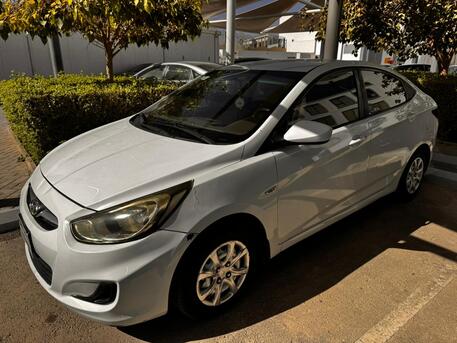 Al Malaz, Vehicles, Cars & Trucks , SAR 18000,  Hyundai Accent,  2013,  Automatic,  341754 KM,  Well Maintained   1.4L Is For Sale In Al Malaz, Riyadh.