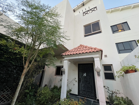 Saar, Villas, BHD 600,  Furnished,  350 Sq. Meter,  4BR Furnished Villa | Private Pool | Garden | Saar