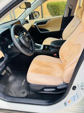 Riyadh, Vehicles, Cars & Trucks , SAR 89000,  Toyota RAV4 LE 4x4,  2019,  Automatic,  69300 KM,   - Showroom Condition, Scratchless, Ultimate Family SUV