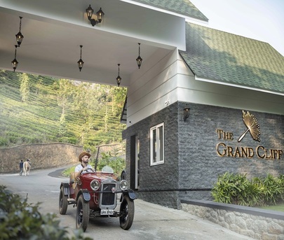 Mumbai, Food & Drink, The Grand Cliff Resort, Munnar