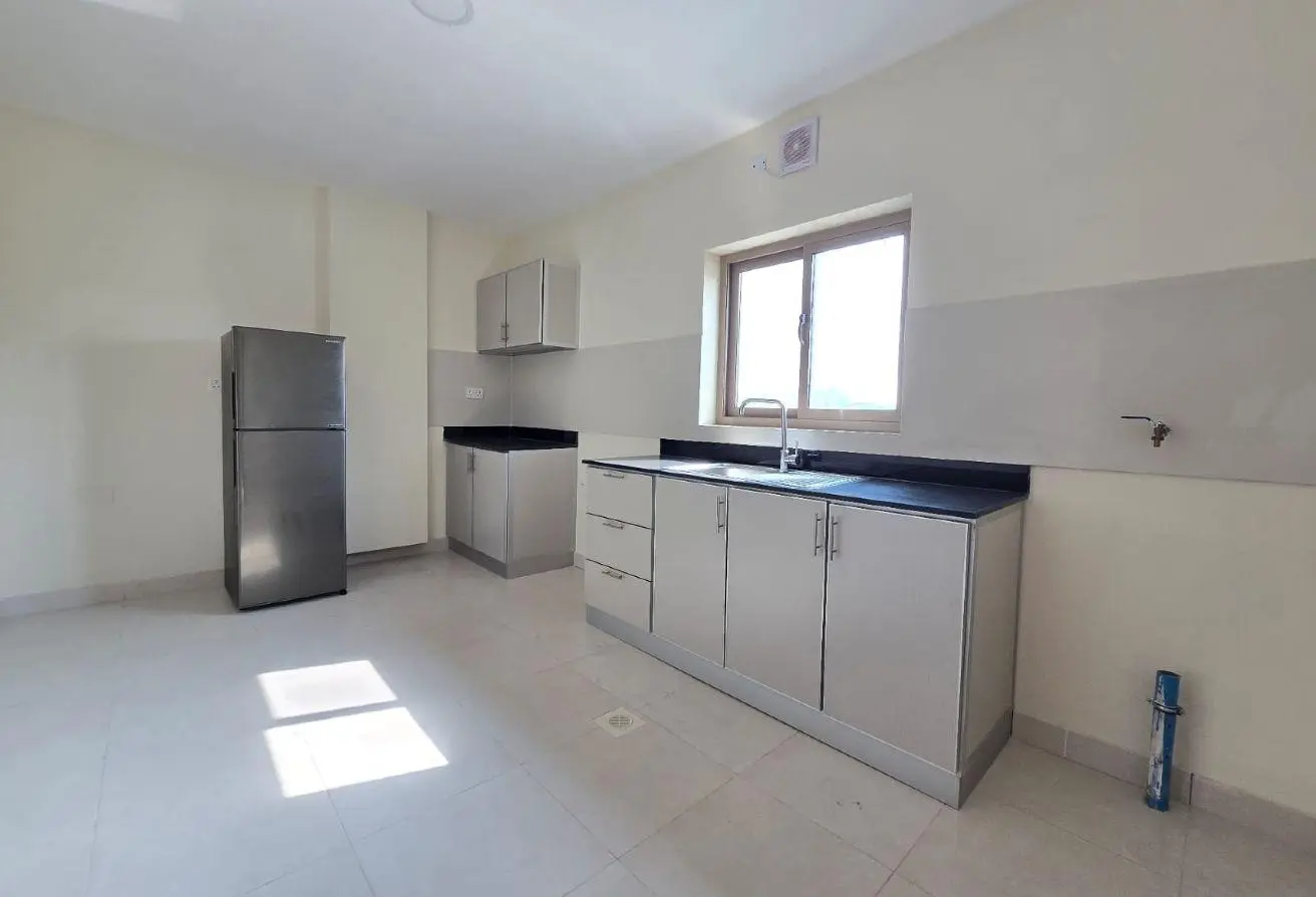 Manama, Apartments/Houses, BHD 250/month,  2 BR,  95 Sq. Meter,  TWO BEDROOM WITH EWA IN NAIM WITH PARKING