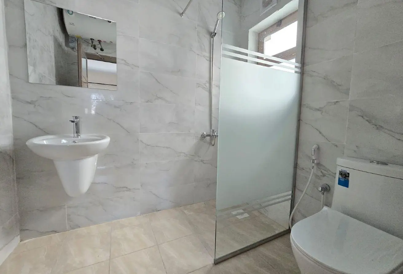 Manama, Apartments/Houses, BHD 250/month,  2 BR,  95 Sq. Meter,  TWO BEDROOM WITH EWA IN NAIM WITH PARKING