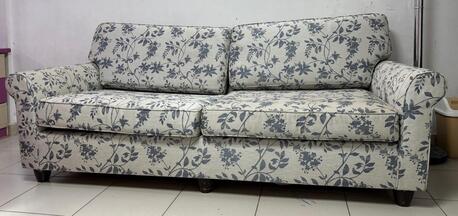 Riyadh, Free Items, SAR 250,  Sofa