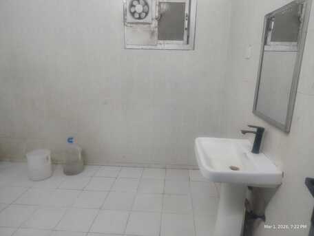 Riyadh, Rooms Available, SAR 2000/month,  Furnished,  25 Sq. Meter,  Very Good New Tiled Room With AC In Furnished Flat With Fridge, Oven, Washing Machine, Etc