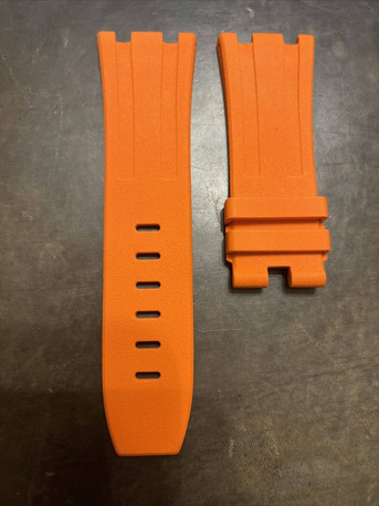 New York, Business, Buy Audemars Piguet Orange Strap At Gift Of Time Luxury Store