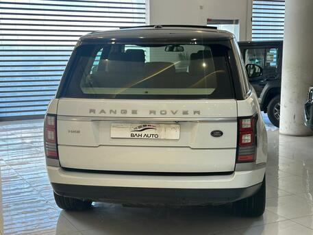 East Riffa, Vehicles, Cars & Trucks , BHD 7600,  Land Rover Range Rover VOGUE HSE,  2014,  Automatic,  200000 KM,  Range Rover Vogue HSE Model:  FOR SALE