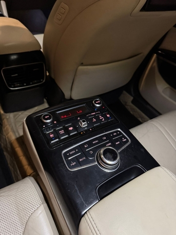 Jeddah, Vehicles, Cars & Trucks , SAR 28000,  Kia K900,  2014,  Automatic,  305000 KM,  Kia Quoris Full Option Price Negotiable