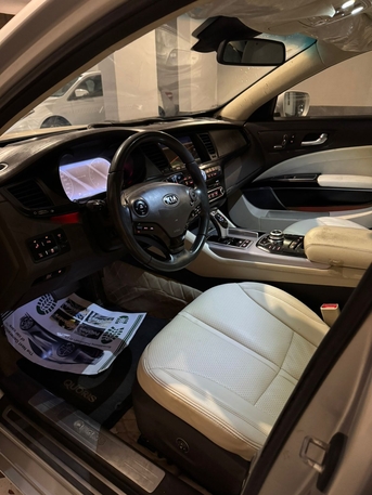 Jeddah, Vehicles, Cars & Trucks , SAR 28000,  Kia K900,  2014,  Automatic,  305000 KM,  Kia Quoris Full Option Price Negotiable