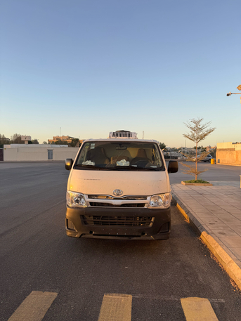 Riyadh, Vehicles, Cars & Trucks , SAR 58000,  Toyota Hi-Ace,  2013,  Manual,  373000 KM,  Toyota Hiace Diesel With Thallajja ( Model)