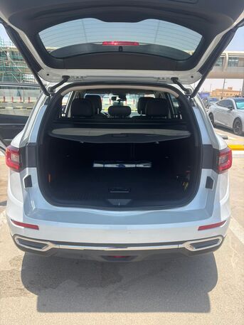 Ghirnatah, Vehicles, Cars & Trucks , SAR 54000,  Renault Koleos,  2018,  Automatic,  70000 KM,   In Mint Condition. Full Options. Well Maintained.