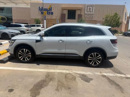Ghirnatah, Vehicles, Cars & Trucks , SAR 54000,  Renault Koleos,  2018,  Automatic,  70000 KM,   In Mint Condition. Full Options. Well Maintained.