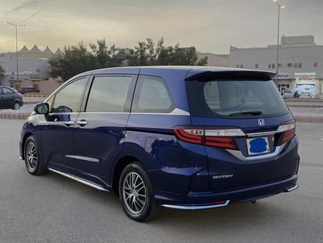 Riyadh, Vehicles, Cars & Trucks , SAR 42000,  Honda Odyssey,  2018,  Automatic,  189000 KM,    In Good Condition