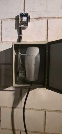 Dubai, Construction, 🚗 Powering Electric Drives The Right Way