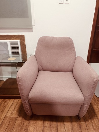 Khobar, Furniture, SAR 500,  EKOLSUND Recliner Gunnared Light Brown-pink (IKEA)