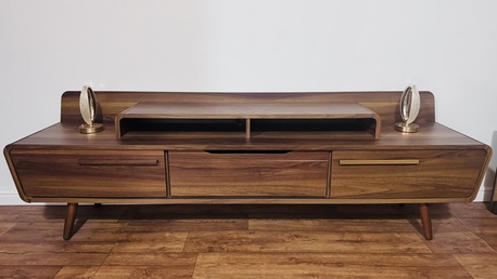 Khobar, Furniture, SAR 400,  Walnut Wooden Tv Unit