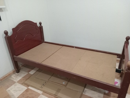 Jeddah, Furniture, SAR 125,  Bed ( Going On Exit ) Urgent