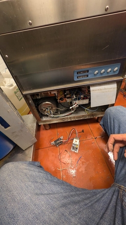 Riyadh, Job Seekers, HVAC & Electrical Maintenance Technician &ndash; Available In Riyadh