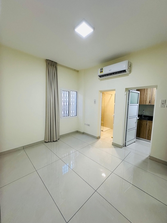 Manama, Apartments/Houses, BHD 150/year,  1 BR,  Including Ewa  شامل الكهرباء