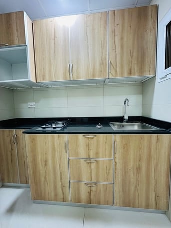 Hoora, Apartments/Houses, BHD 145/year,  1 BR,  Including Electricity Hoora  شامل الكهرباء للايجار في الحورة