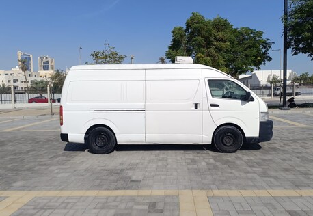 Manama, Vehicles, Cars & Trucks , BHD 3600,  TOYOTA HIACE,  2010,  Manual,  257000 KM,  CHILLER VAN