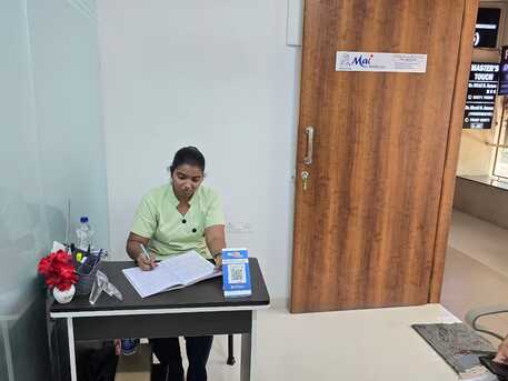 Pune, Medical, Obstetrician In Wakad | Dr. Meenal Warade - Best Gynaecologist In Wakad