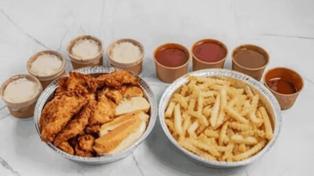 Quebec City, Food & Drink, Order Now Best Fried Chicken Restaurant Near Me Saint-Georges | Restaurant Le Sablonet