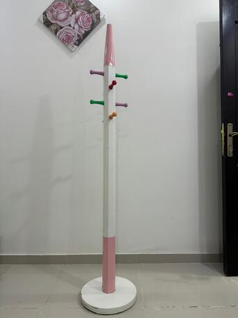 Al Bawadi, Furniture, SAR 150,  Drawer Cabinet & 3 Seater Sofa