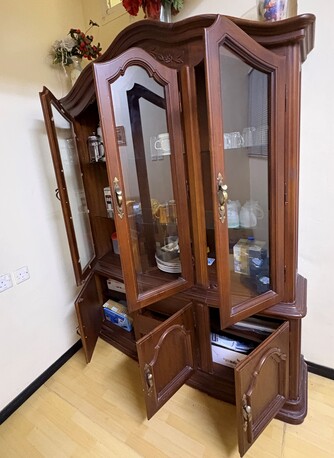 Riyadh, Household Items, SAR 400,  American Crockery Shelves