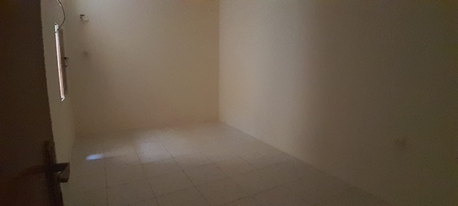 Manama, Apartments/Houses, BHD 110/year,  1 BR,  Muharaq:- Groundfloor Studio Flat On Rent With Ewa..