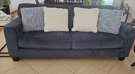 Manama, Furniture, BHD 400,  3 Months Old 3+2+2 Sofa Settee