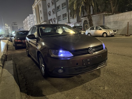 Jeddah, Vehicles, Cars & Trucks , SAR 20000,  Volkswagen Jetta,  2014,  Automatic,  237000 KM,  VW For Sale, Brown Color, Well Maintained, Negotiable
