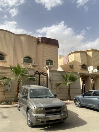 Riyadh, Apartments, Flats, Houses & Villas, SAR 3000/month,  Furnished,  2 BR,  : Riyadh (2 BHK Family Furnished Apartment Ext 10 Ishbiliah District. Red Line Metro Khale