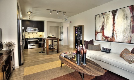 New York, Apartments/Houses, USD 2500/month,  Furnished,  1 BR,  779 Sq. Feet,  SPACIOUS