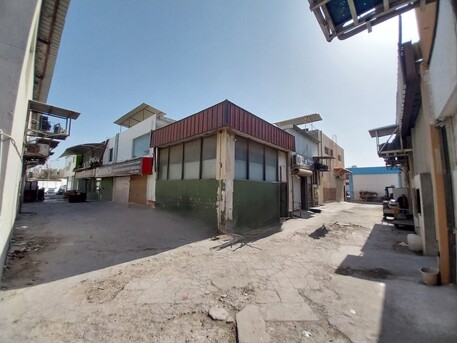 Manama, Shops, BHD 500,  40 Sq. Meter,  Shop With Fridge In Manama Souq