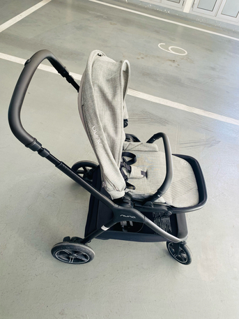 Manama, Baby & Kid Stuff, BHD 165,  BMW Baby Stroller