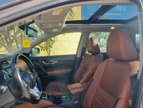 Riyadh, Vehicles, Cars & Trucks , SAR 62000,  Nissan X-Trail,  2020,  Automatic,  110000 KM,  2.5 SL 4&times;4 Full Options