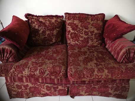 Jubail, Furniture, FREE FREE FREE - SOFA 2 SEATER