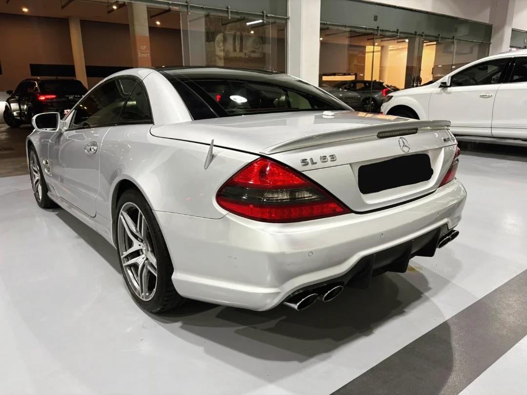 Amwaj Islands, Vehicles, Cars & Trucks , BHD 9995,  Mercedes Benz SL 63 AMG Silver Arrow Edition,  2009,  Automatic,  125000 KM,  Mercedes SL63 AMG   (1 Of 100 Silver Arrow Edition) Naturally Aspirated V8 6.3L 520 HP