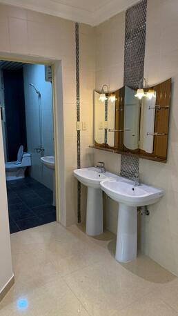 Riyadh, Apartments/Houses, SAR 35000/year,  5 BR,  290 Sq. Meter,  شقه حي الحمراء مكونه من 3 غرف نوم + صاله 