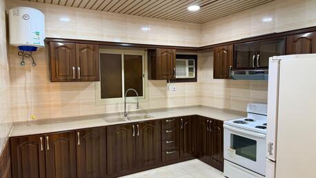 Riyadh, Apartments/Houses, SAR 35000/year,  5 BR,  290 Sq. Meter,  شقه حي الحمراء مكونه من 3 غرف نوم + صاله 