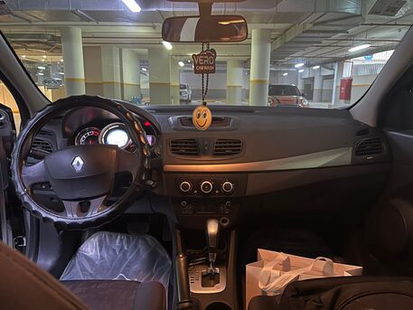 Riyadh, Vehicles, Cars & Trucks , SAR 10000,  2014,  2014,  Automatic,  289600 KM,  Renault Fluence, , , , , For Sale
